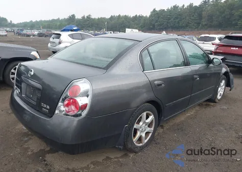 2006 Nissan Altima 2.5 S from USA, damaged, VIN 1N4AL11DX6N421471